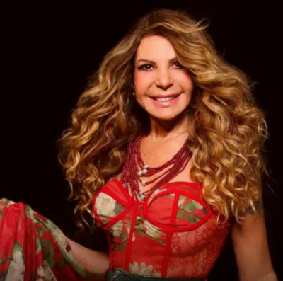 Elba Ramalho fará show em Goiânia durante programação de novena (Foto reprodução)