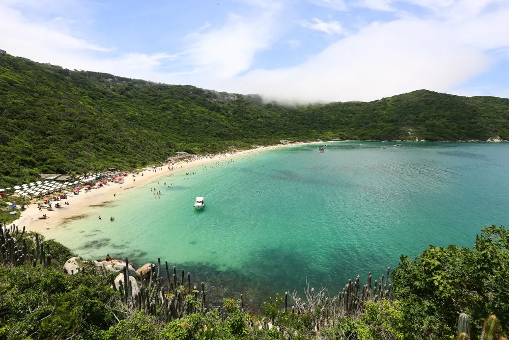 Praias brasileiras estão entre as 10 melhores do mundo - Praia do Forno (Foto reprodução)