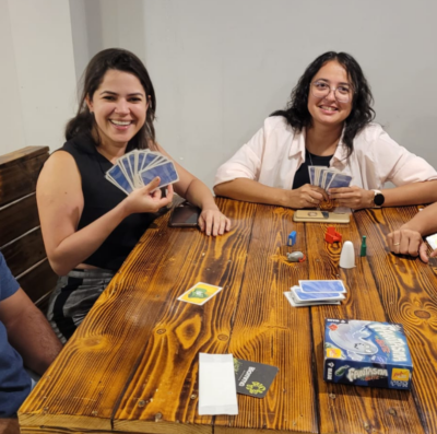 O cardápio do bar também faz referência ao universo dos jogos de tabuleiro (Foto: Taverna com Dado)