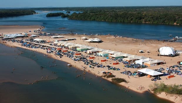 Rio Araguaia: Praia do Cavalo em Aruanã, Goiás (Foto: Governo de Goiás)