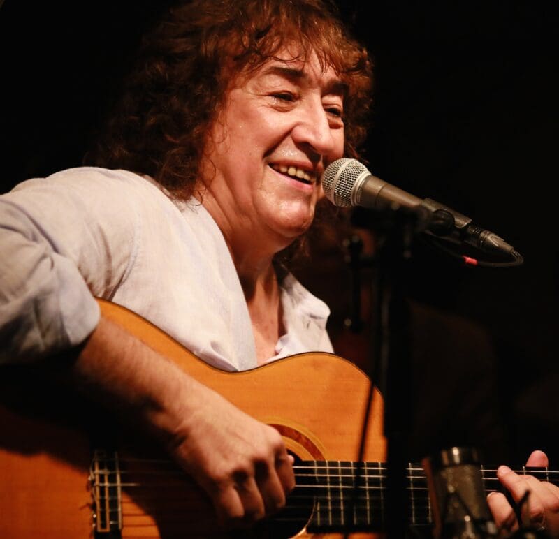 Toninho Horta também participa da programação cultural do Sesc Centro em Goiânia (Foto: divulgação)