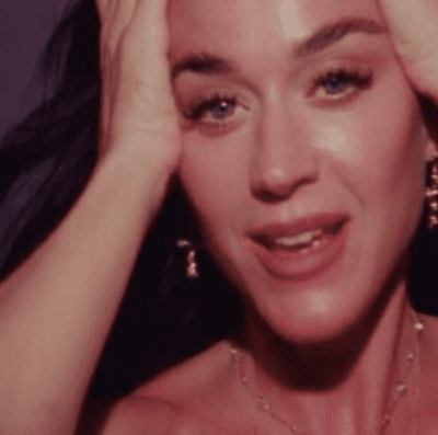 Katy Perry divulga clipe de 'Lifetimes' (Foto reprodução Youtube)