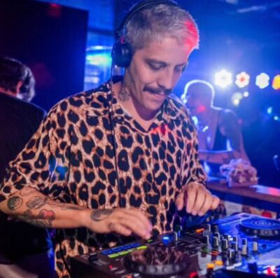 DJ Bruno Caveira, um dos fundadores da Falamacumbia (Foto: reprodução / Instagram)