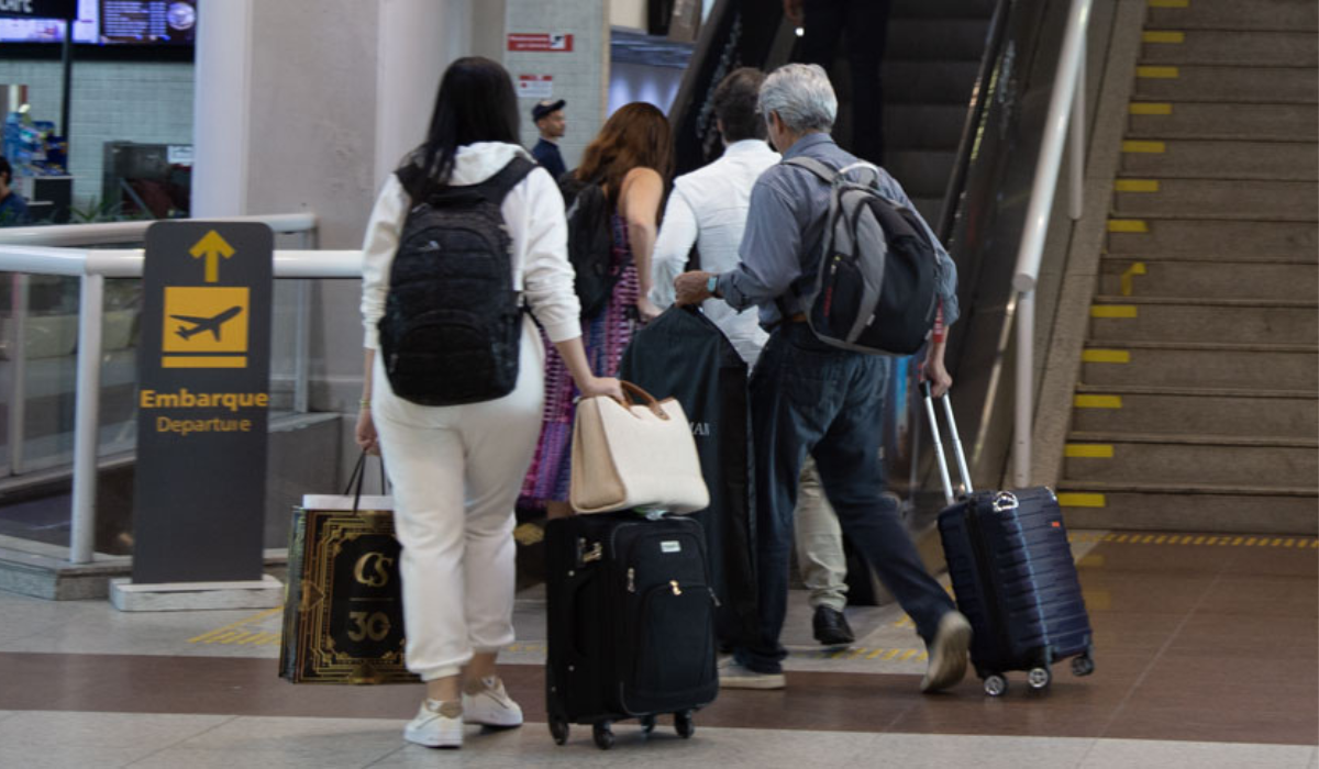 Segundo IBGE, viagens aumentaram no Brasil após fim da pandemia (Foto Márcio Costa)