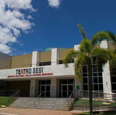 Teatro Sesi está localizado no St Santa Genoveva, em Goiânia (Foto: Sesi GO)