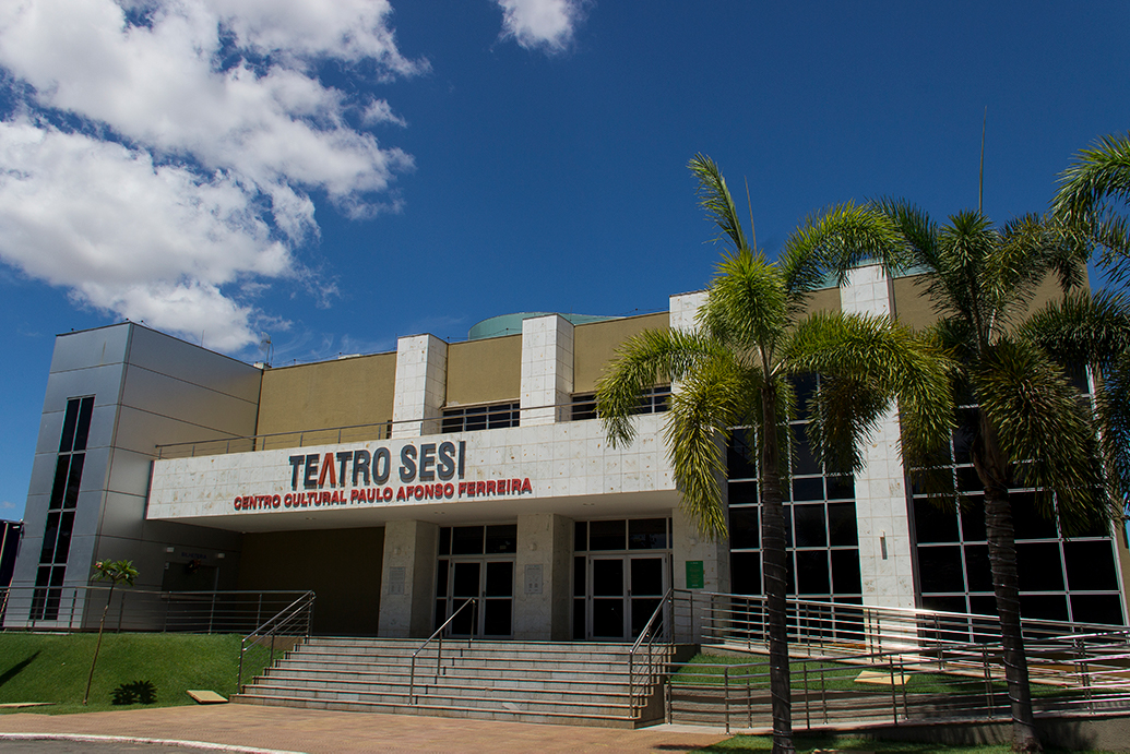 Teatro Sesi está localizado no St Santa Genoveva, em Goiânia (Foto: Sesi GO)