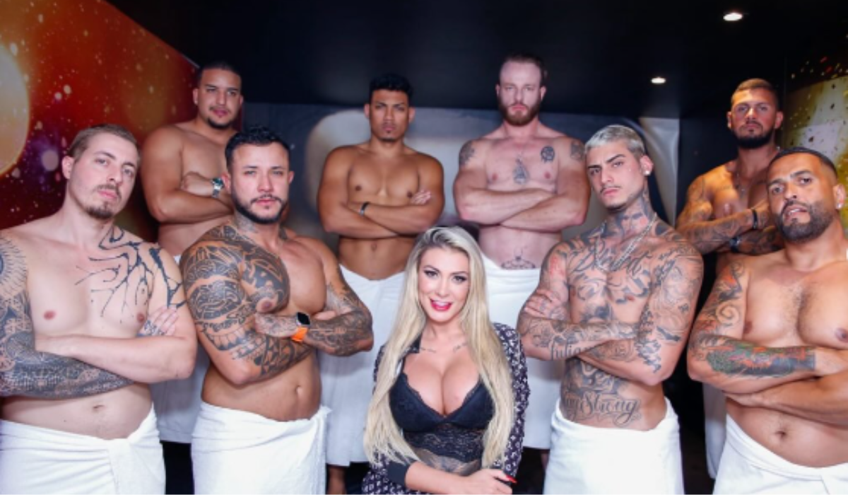 Andressa Urach precisou ser hospitalizada após gravações com 8 homens (Foto: reprodução / Instagram)