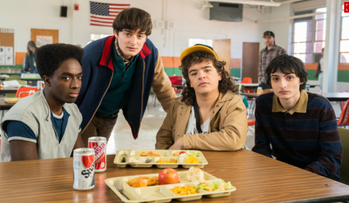 Atores de 'Stranger Things' em gravações da 5ª temporada (Foto: Netflix)