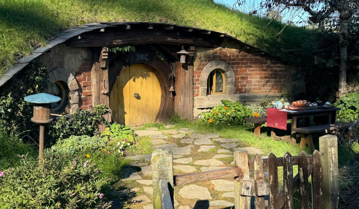 Casa de Bilbo e Frodo é uma das atrações do passeio (Foto: Chameleon Travel Shop)