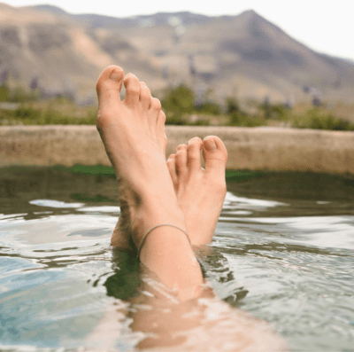 Águas termais oferecem benefícios para o corpo (Foto: Pexels)