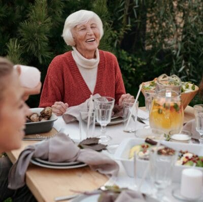 Almoço em família é uma das heranças italianas no Brasil (Foto: Pexels)
