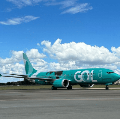 Boeing 737 MAX 8 da GOL após pouso em Caldas Novas (CLV) – (Foto: divulgação GOL)