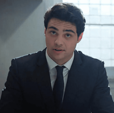 Noah Centineo na série 'O Recruta' (Foto: Netflix)
