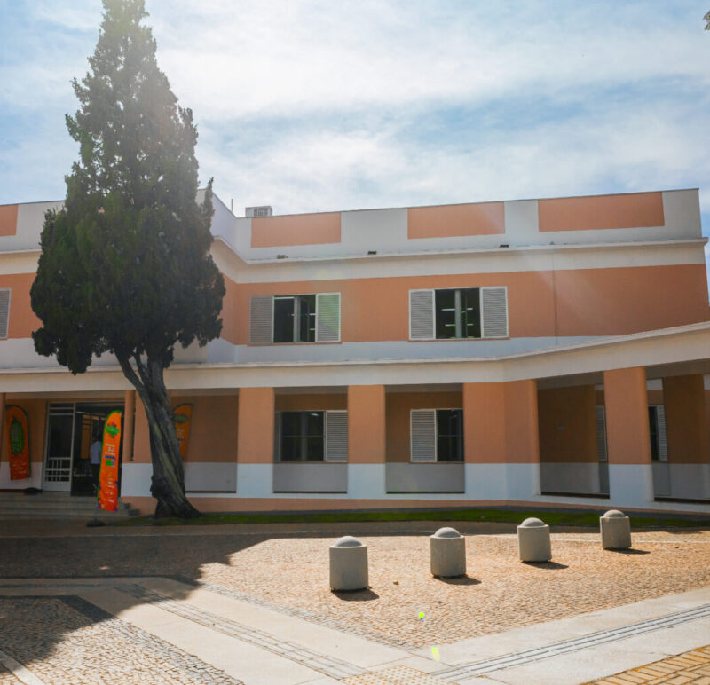 Centro Cultural Marietta Telles Machado 