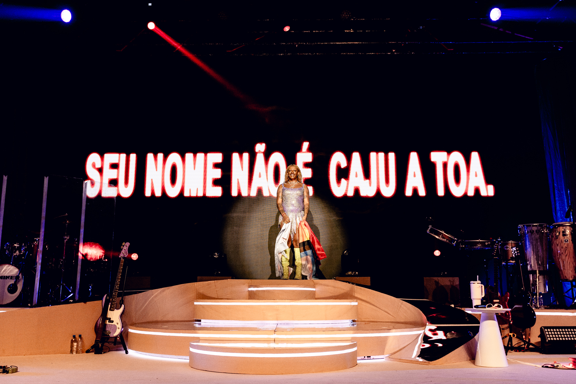 Liniker tem show de turnê "Caju" marcado em Goiânia (Foto: Larissa Kreili)