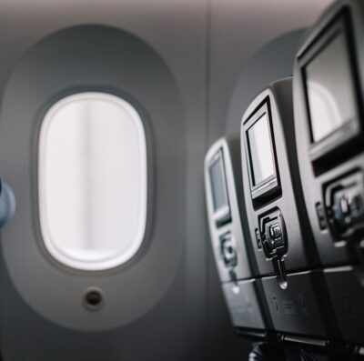 Passageiros sofrem com voos atrasados, cancelados, overbooking e bagagem extraviada (Foto: StuBaileyPhoto / Pixabay)