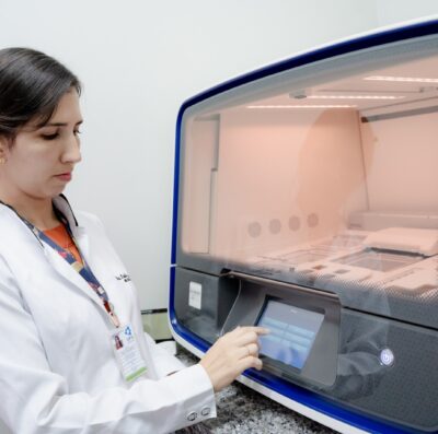Goiás investe em genética para frear mortes por câncer de mama e ovários (Foto: Iron Bras)