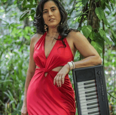 Luma - cantora e pianista baiana (Foto: divulgação)