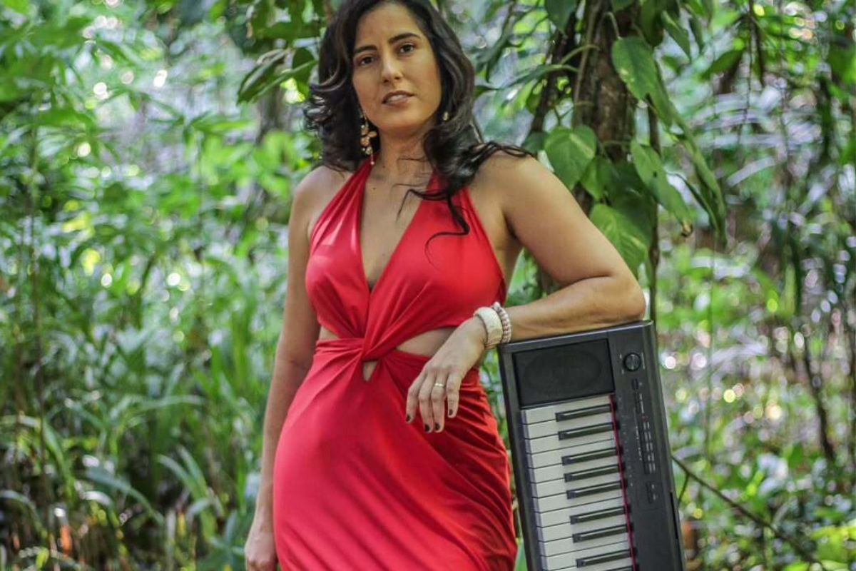Luma - cantora e pianista baiana (Foto: divulgação)