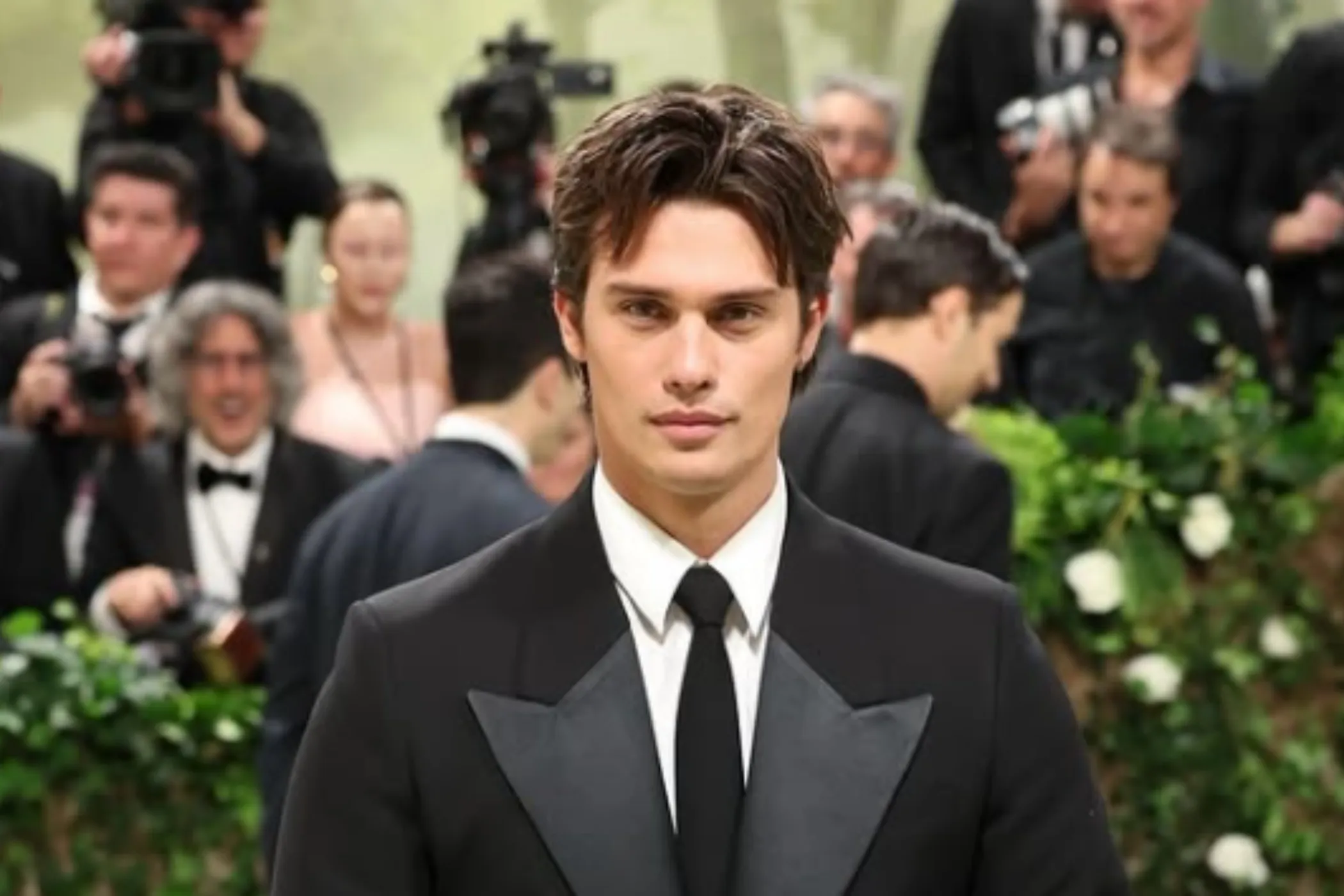Nicholas Galitzine é o novo "He-Man" em "Mestres do Universo" (Foto: Reprodução)