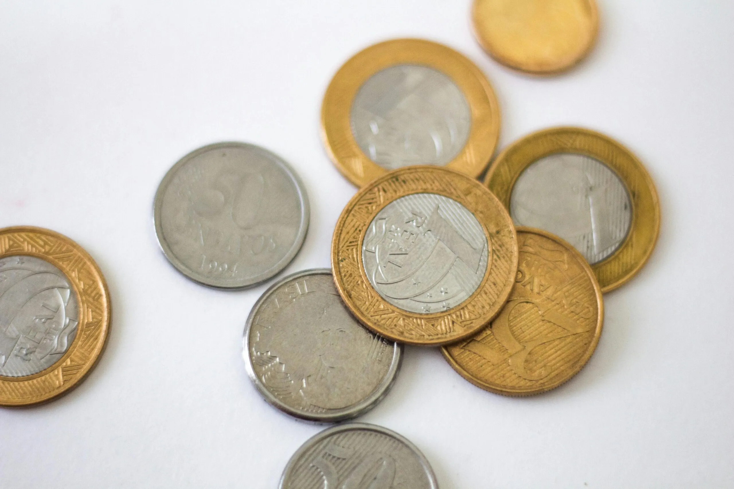 Serasa promove campanha para negociação de dívidas até 30 de junho (Foto: Pexels)